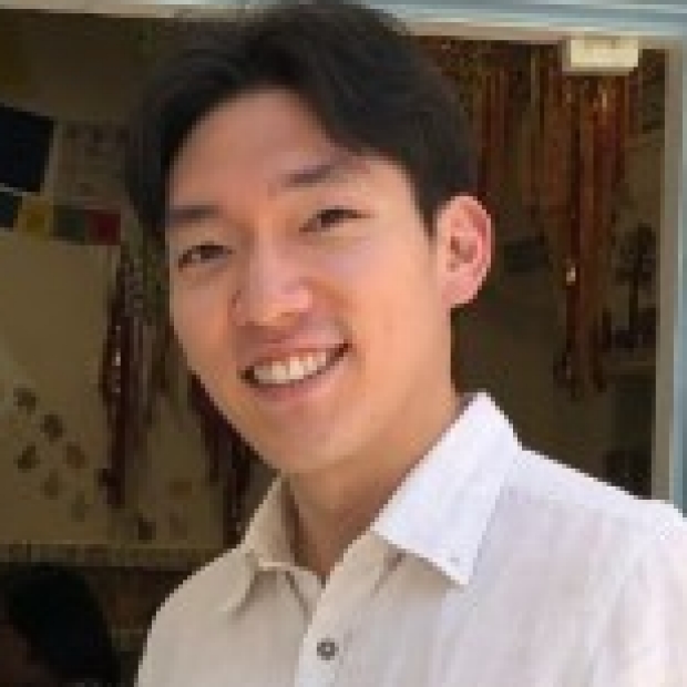 smiling headshot of Sangkyun Cho